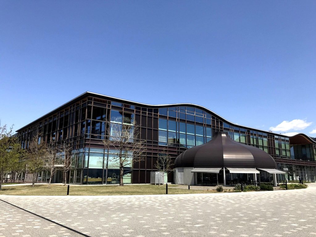 Gifu Media Cosmos, one of the beautiful libraries in this guide, seen from the plaza