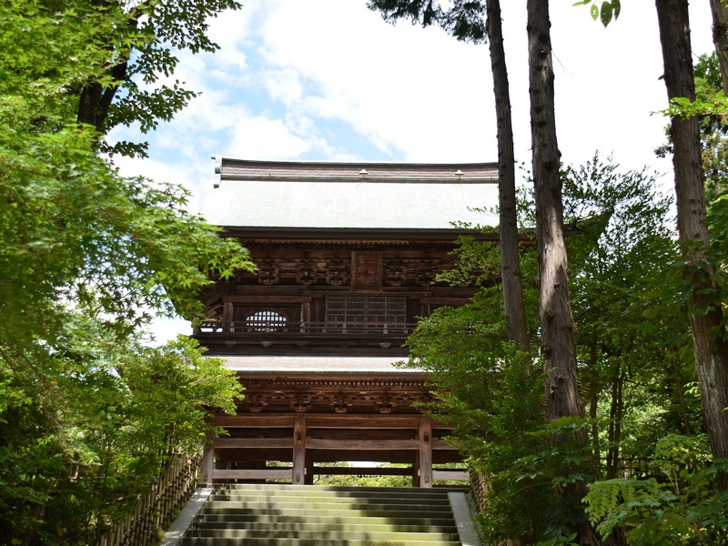 Kamakura back streets: Engaku-ji Sanmon gate in Kita-Kamakura