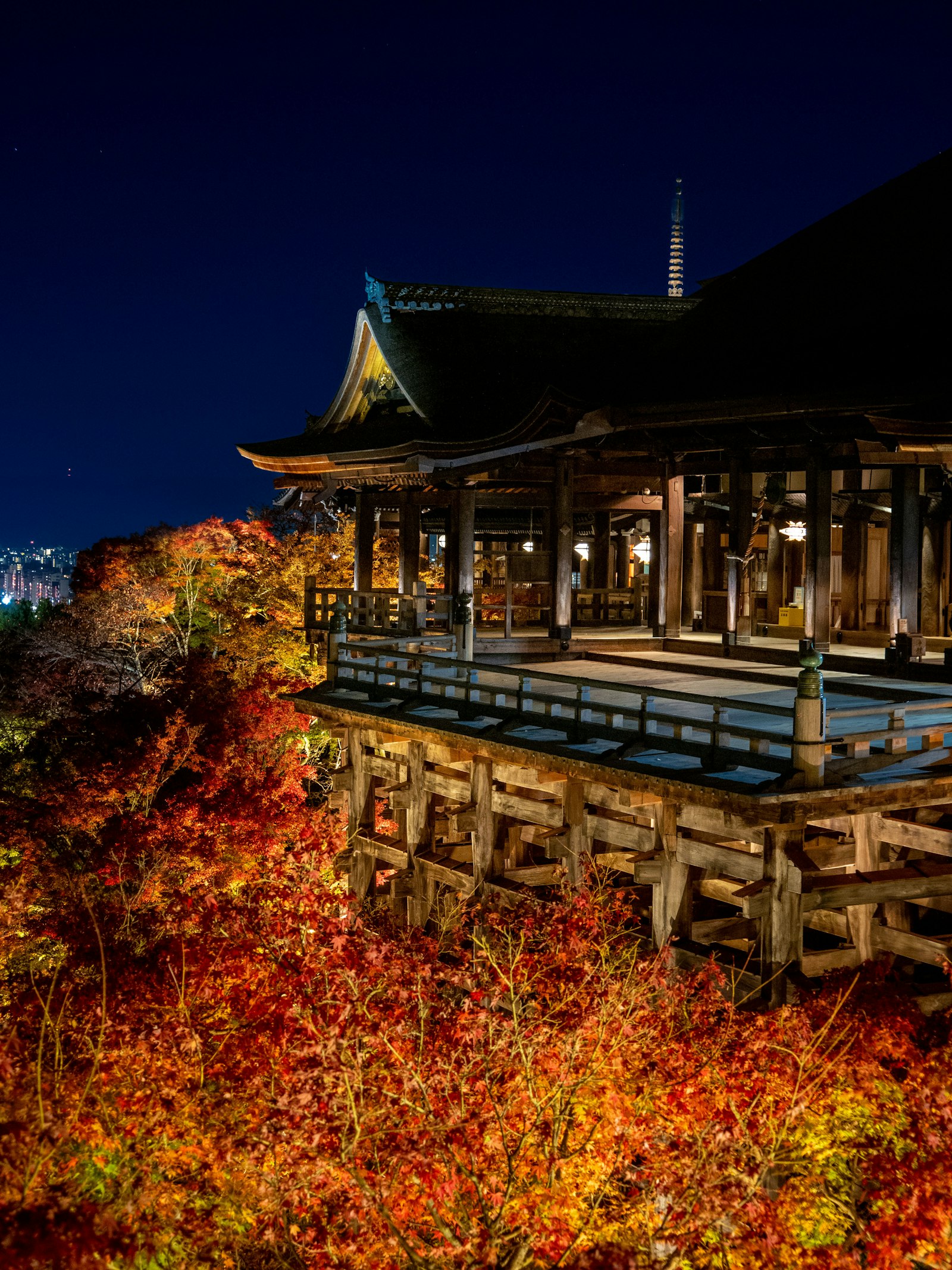 Kiyomizu-dera temple in Kyoto surrounded by autumn trees