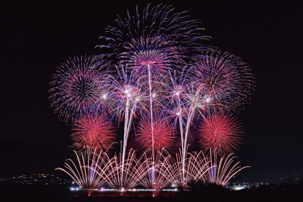 Nishi-Awa Fireworks Competition &mdash; fireworks in Japan