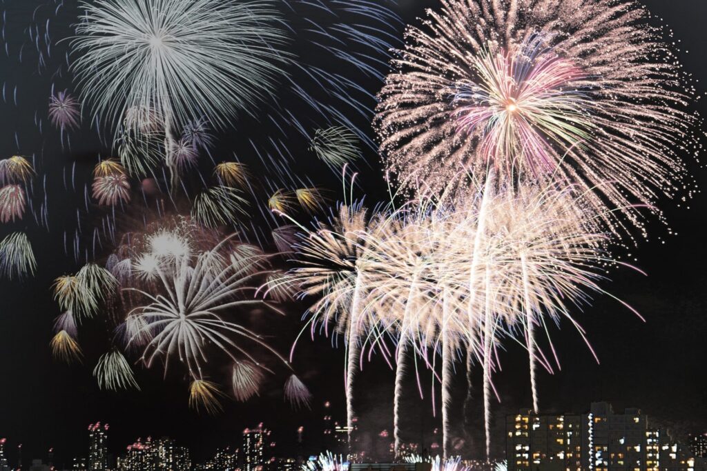 Shinmei Fireworks &mdash; fireworks in Japan